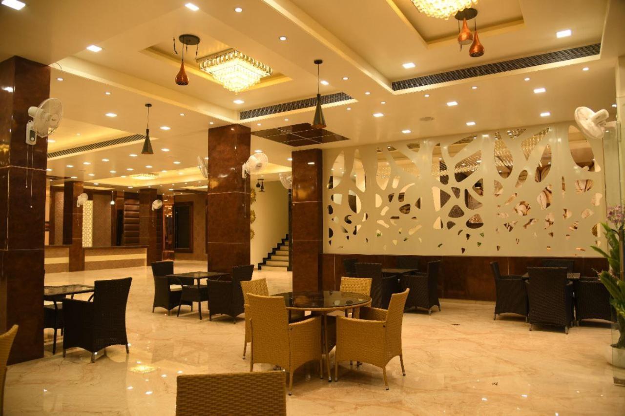 Riverside Meadows Hotel Vidisha Luaran gambar