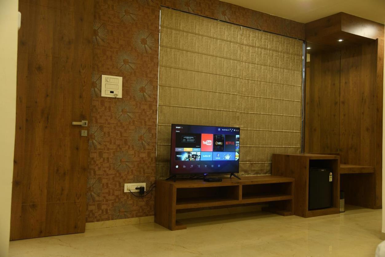 Riverside Meadows Hotel Vidisha Luaran gambar