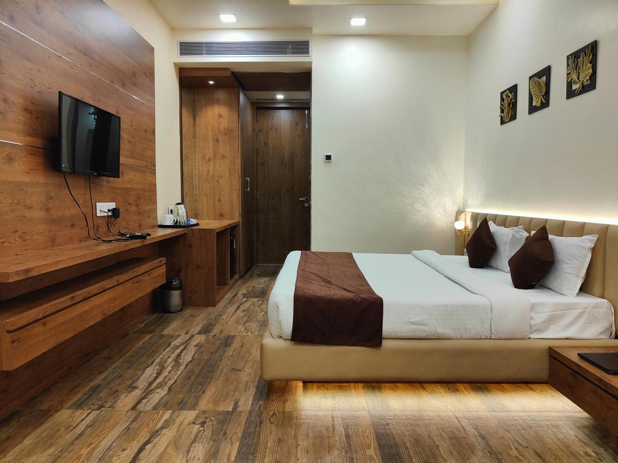 Riverside Meadows Hotel Vidisha Luaran gambar
